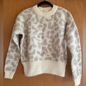 Sezane Cream and Brown Patterned Sweater